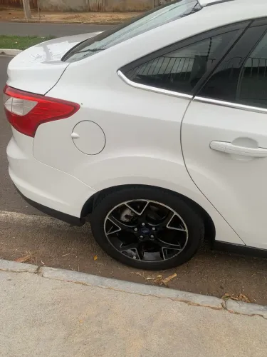 Ford Focus Sed. Ti./ti.plus 2.0 16V Flex AUT 2014