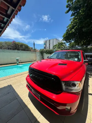 Ram Classic Laramie Night Edition 5.7 V8 16V Gasolina 4X4 Aut. 2022