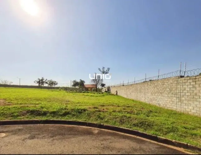 Terreno à venda no condomínio Quinta do Engenho na cidade de Rio das Pedras/SP REF: TE0944