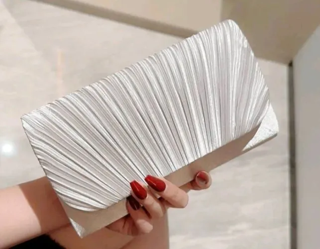 Clutch elegante para eventos especiais