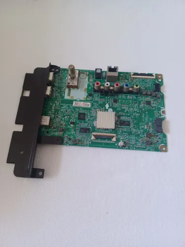 Placa principal da tv lg 49lk5700 em perfeito estado.