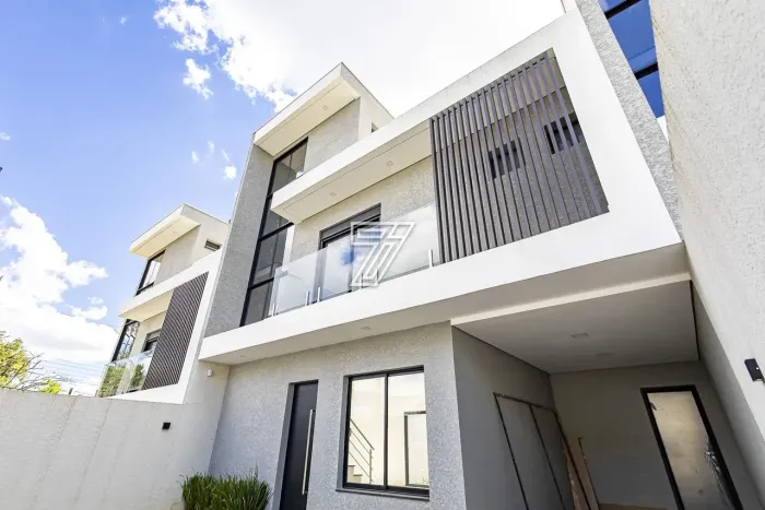 OPORTUNIDADE SOBRADO NO SANTO INÁCIO COM 3 QUARTOS E 1 SUÍTE, PRÓXIMO A ESCOLA RED HOUSE