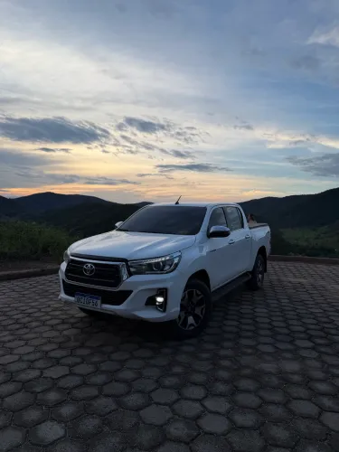 Hilux SRX  Série 50 anos 