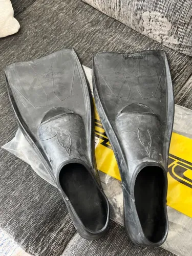 Par de nadadeiras para mergulho