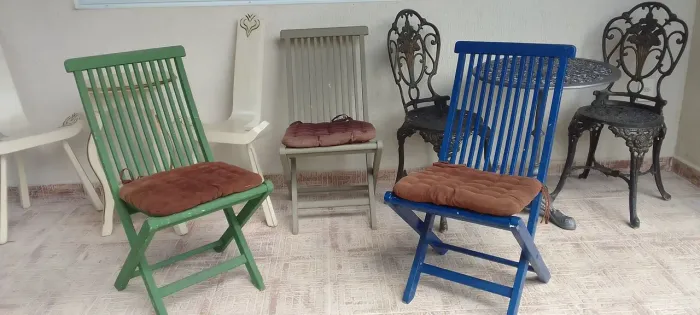 Conjunto de 3 Cadeiras tipo espreguiçadeira madeira maciça.Conservado para sua casa!