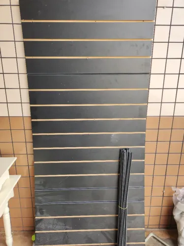 Painel Canaletado Preto
