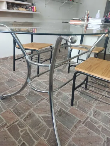 Mesa de vidro, 6 lugares