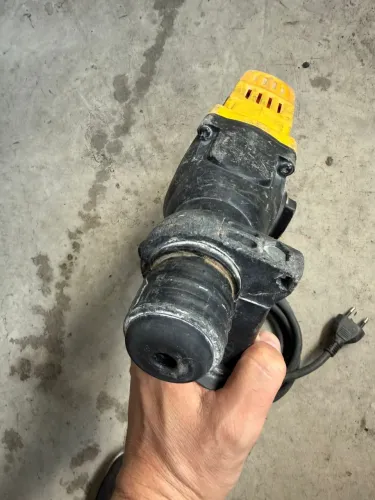 Martelete DeWalt 220v 800w
