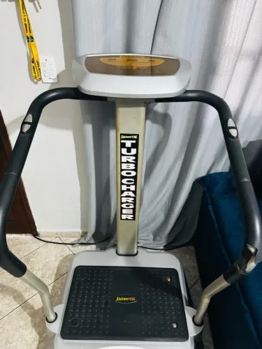 Plataforma vibratória