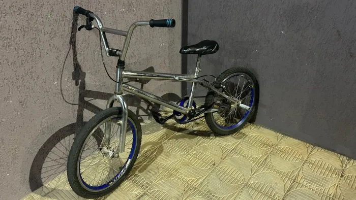 Cross aro 20