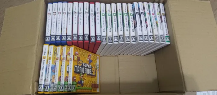 Lote com 27 Jogos Nintendo 3DS Japoneses - Mario, Zelda, Luigi e Mais