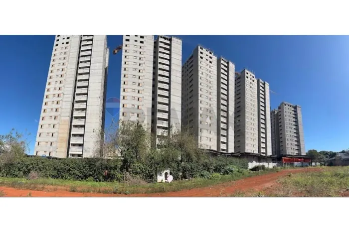 Apartamento 53 m², com 2 dormitórios, varanda e 1 vaga de garagem. Lazer Completo