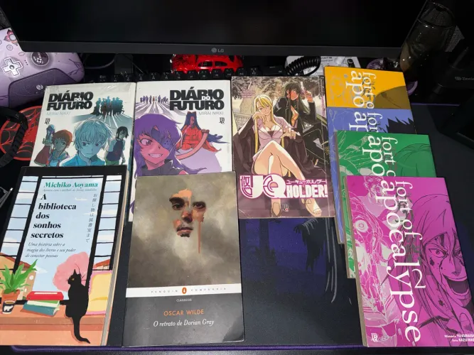 Vendo mangá e livros