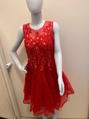 Vestido vermelho de 15 anos