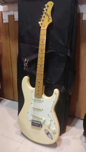 Excelente guitarra pra vender hoje !!!!