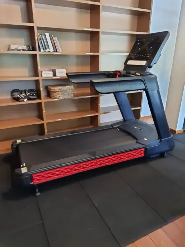 M- ESTEIRA ELÉTRICA. EQUIPAMENTOS DE MUSCULAÇÃO. PARCELAMENTO EM 12X. PREÇO DE OPORTUNIDAD
