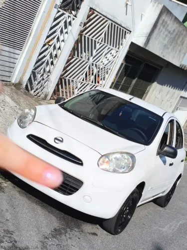 Nissan March 1.0 16V Flex Fuel 5P 2014