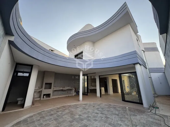Casa Duplex à venda no Condomínio Jardim dos Ipês em Limeira-SP
