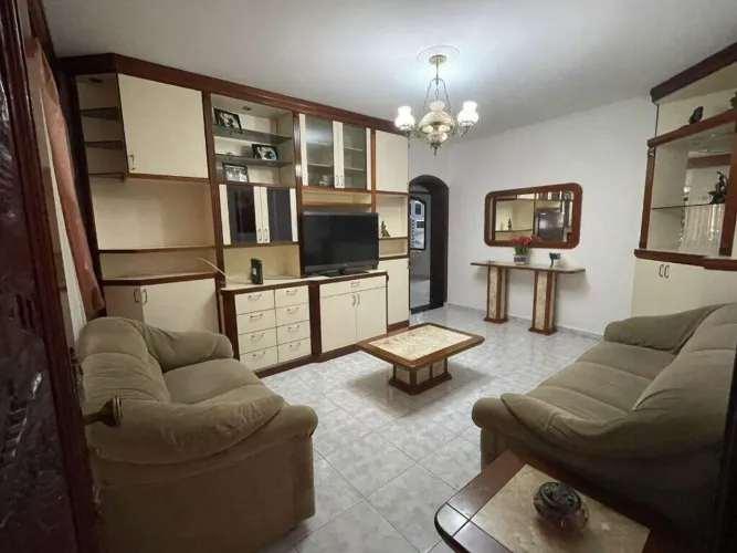 Sobrado Residencial 4 Quartos no Parque Erasmo Assunção Aceita Financiamento e Permuta