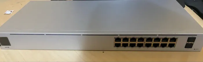 Switch UniFi 16-POE