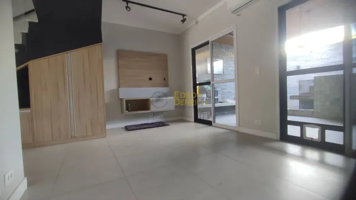 Sobrado com 3 quartos à Venda, Reserva Anauá - Pindamonhangaba