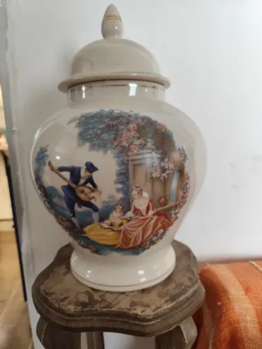 Conjunto de vasos retrôs