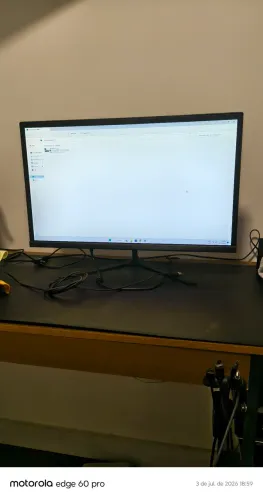 Computador ALL in One 21.5"