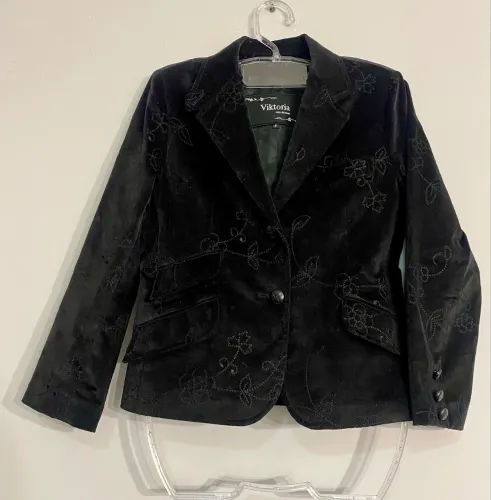 Blazer de Veludo Preto Viktoria Collection - Tamanho P