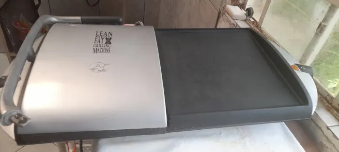 Vendo grill eletrico George Foreman