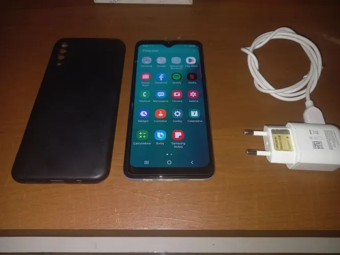 VENDO OU TROCO SAMSUNG GALAXY A70.