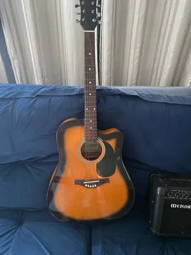VIOLÃO ELÉTRICO BENSON + CAIXA DE SOM/AMPLIFICADOR ? R$ 750