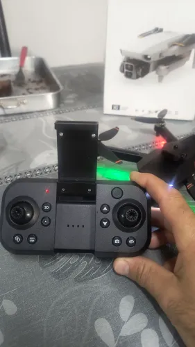 Drone L106