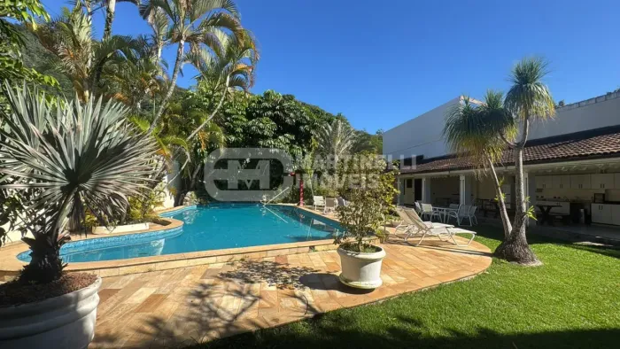 Recreio dos Bandeirantes | Casa 5 quartos, sendo 4 suites