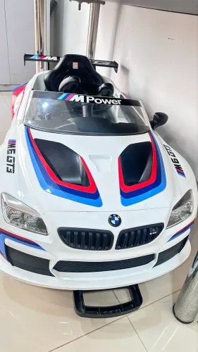 Carro BMW elétrico12v marca Bandeirantes