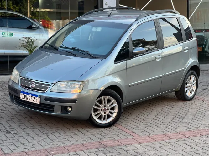 Fiat Idea ELX 1.4 MPI Fire Flex 8V 5P 2010