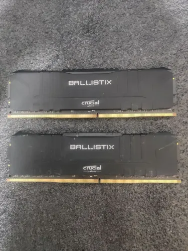 Memória RAM Crucial Ballistix 16GB (2x8GB) DDR4 3000MHz CL15 Black - Excelente Estado