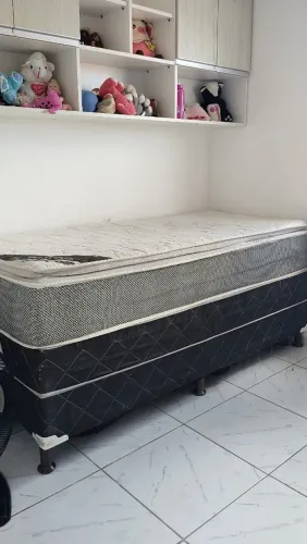 Cama box