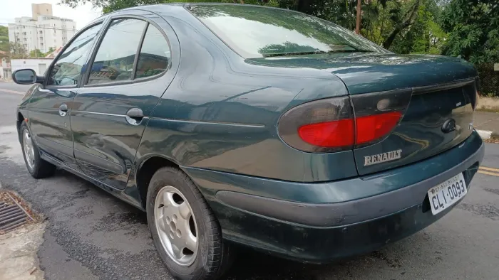 Renault Megane Hatch RXE 2.0 1998