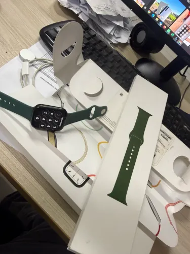 Apple Watch 7 44mm