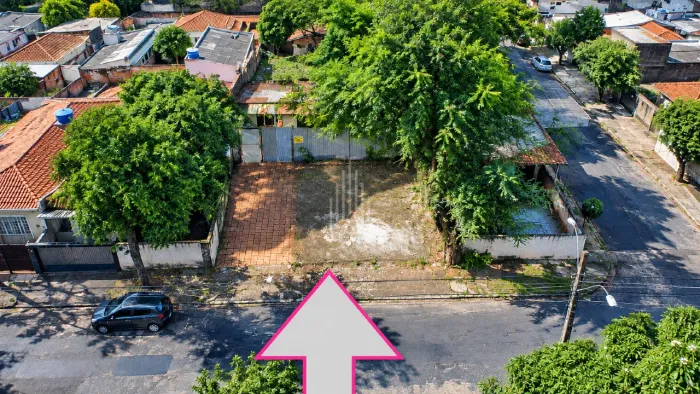 Terreno à Venda - Centro