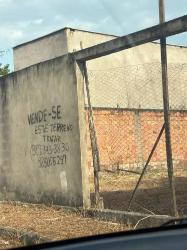 Vende-se esse terreno 10 x 30