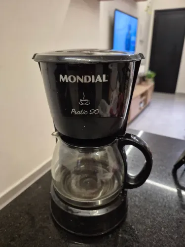 Cafeteria mondial 127, com jarra 