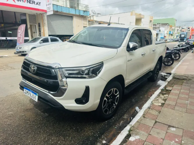 Toyota Hilux CD SRX 4X4 2.8 TDI 16V Diesel Aut. 2022