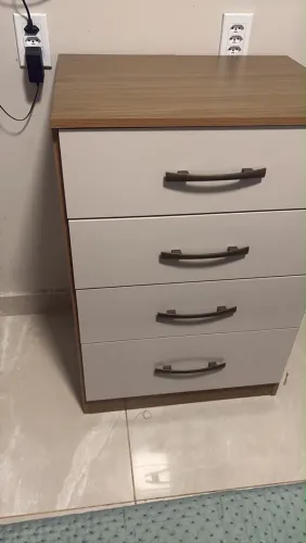 Cômoda Nova 4 gavetas