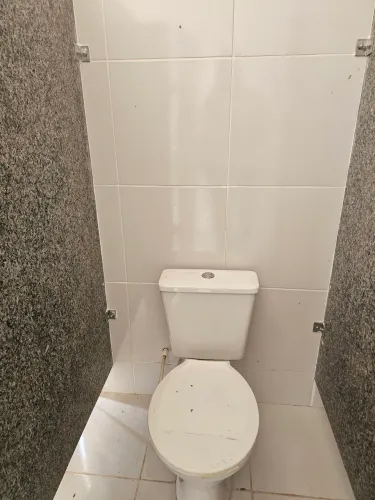 Galpão logístico 2.500m2 A.C Pé direito 8 mts, 4 docas em terreno 4200m2, Setor Industrial