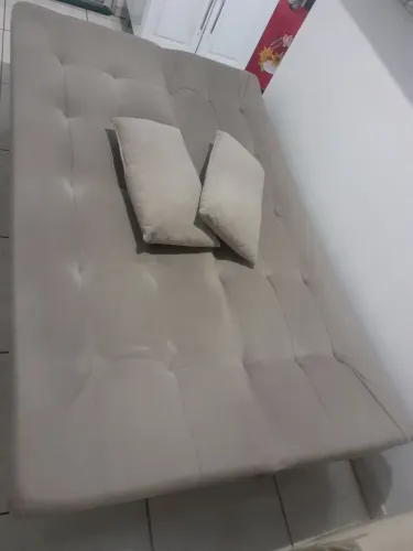 Vende-se um sofá cama 3 lugar reclináveis grafite muito confortável e conservado 