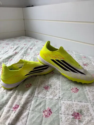 Chuteira Society Adidas F50 League LL