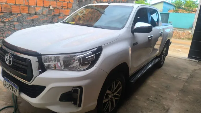 Toyota Hilux CD SR 4X4 2.8 TDI Diesel Aut. 2019