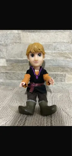 Boneco do príncipe Kristof do desenho Frozen tamanho 16cm