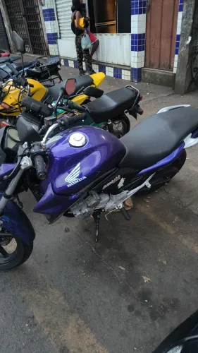 CB 300 pronto pra viagem